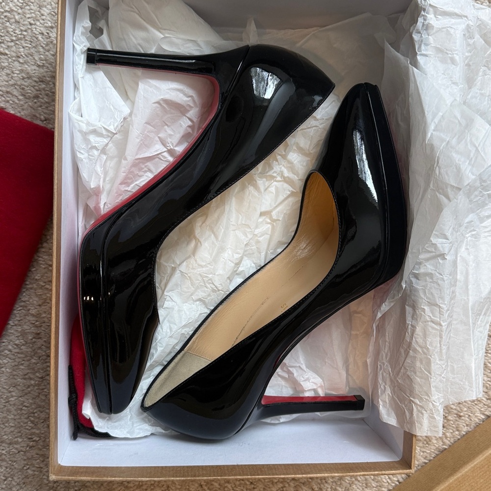 Christian Louboutin Black Pump